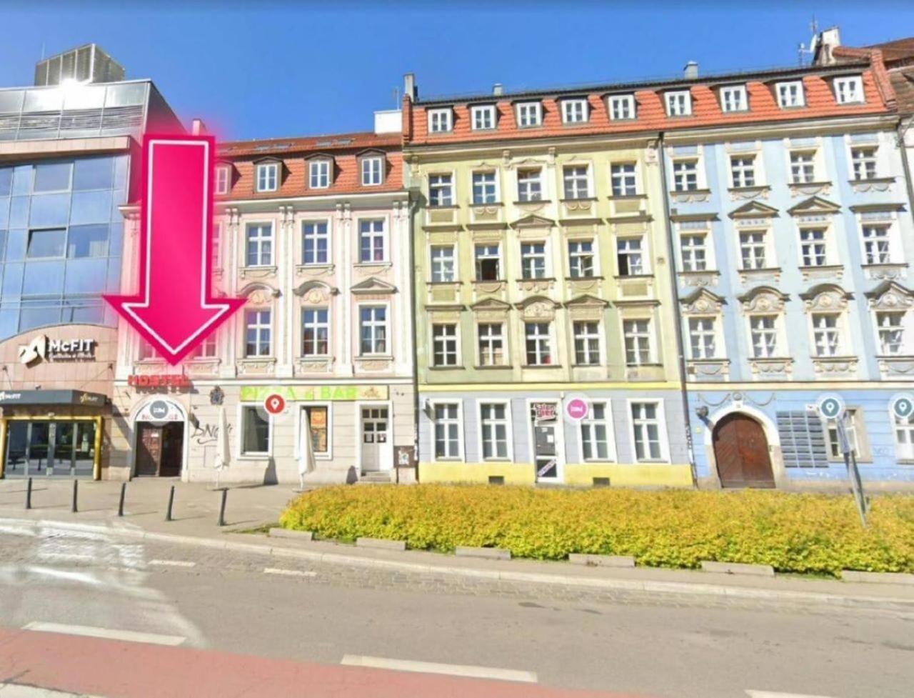 Vice City Hostel Вроцлав Екстериор снимка